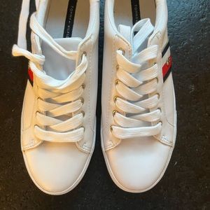 TOMMY HILFIGER Sneakers